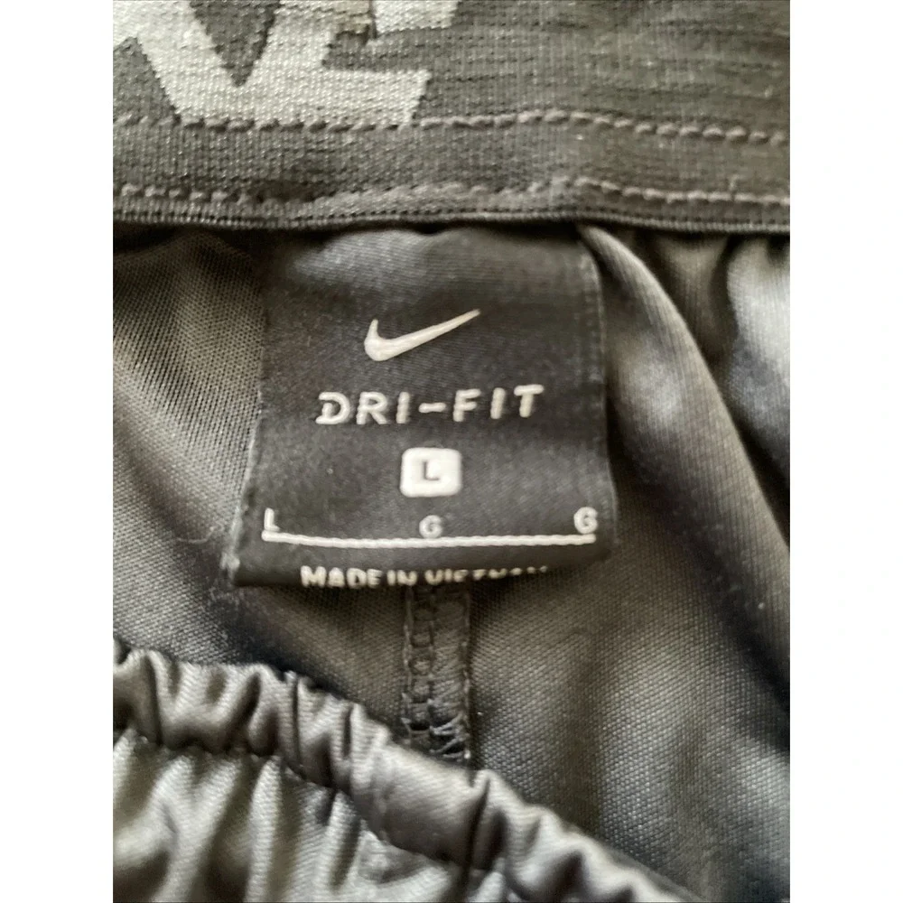 Nike Shorts Men Dri Fit Large Black Sports Basketball Fitness Athletic Length 20